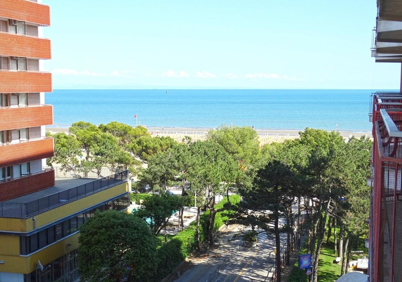 Nuovo Fronte Spiaggia, Terrazza Sul Mare E Piscina Lignano Sabbiadoro Zewnętrze zdjęcie